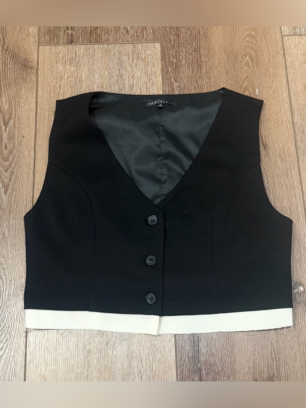 Blue Blush Black Cropped Button Front Top with White Hem